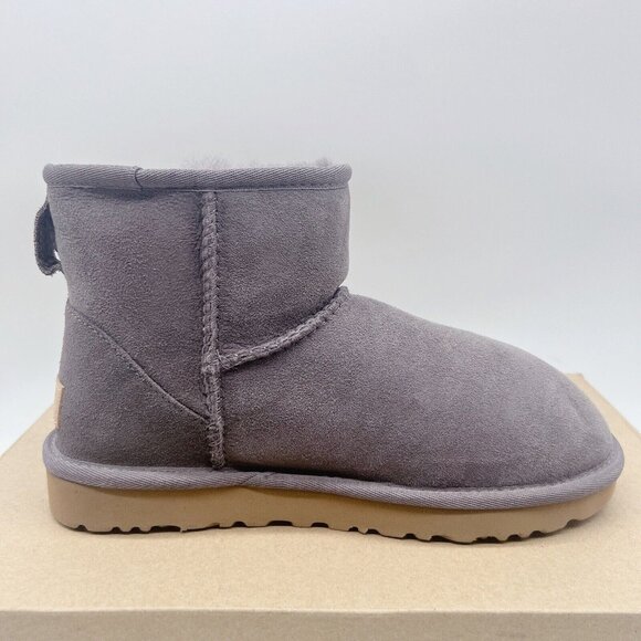 UGG Classic Mini II Genuine Shearling Lined Boots Sheepskin Charcoal Gray US 6 - Picture 7 of 9